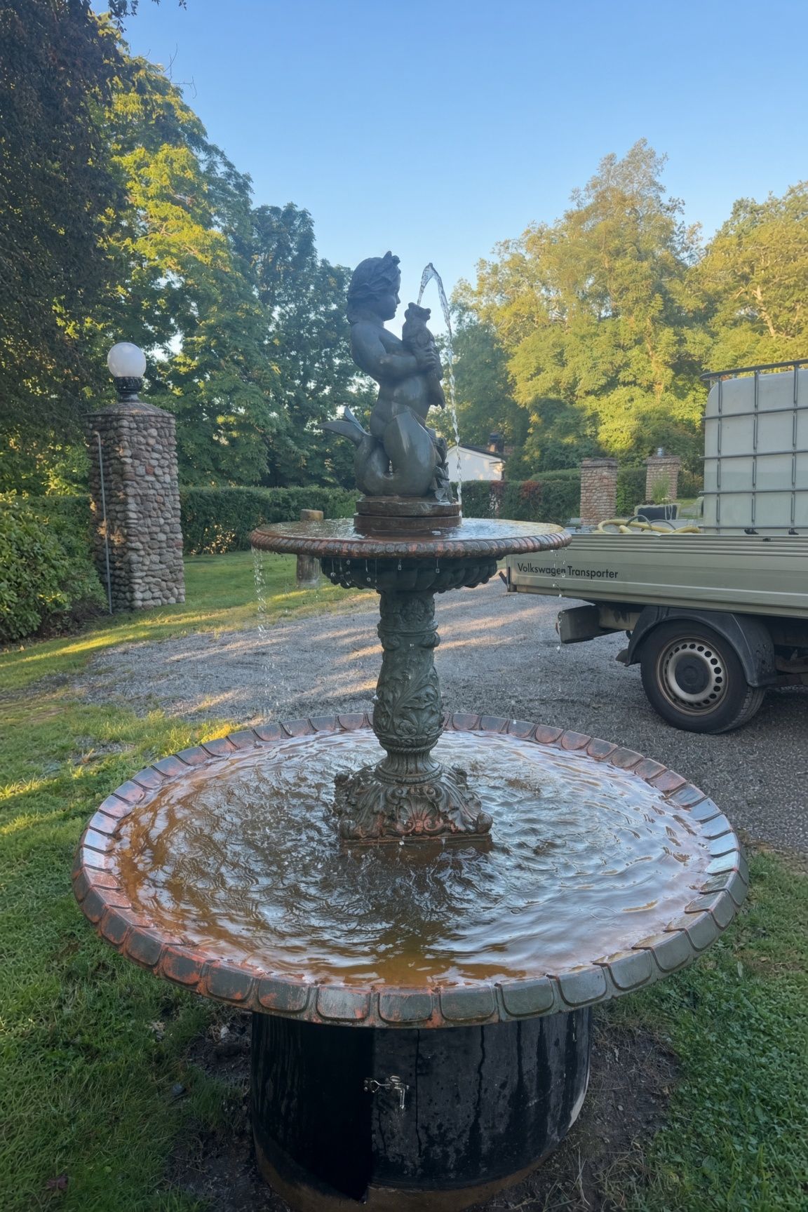 Fontän vid Ekebyhovs slott i Ekerö